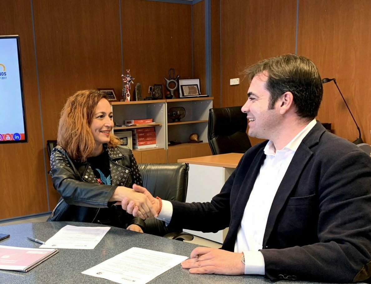 AJE Tenerife y Coarco firman un acuerdo de colaboración